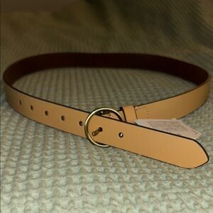 NWT XL Abercrombie Yellow Leather Belt